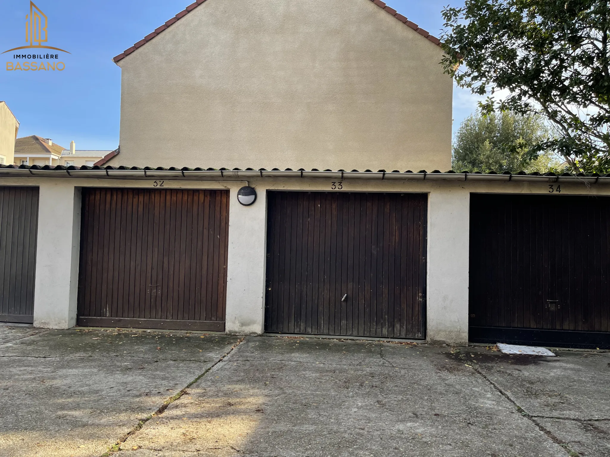 Appartement T3 à Bondy avec Balcon et Garage à Vendre 