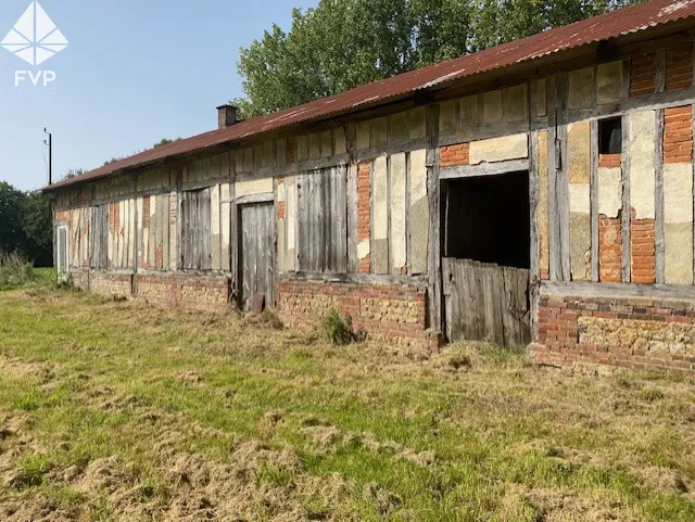 Clos masure sur 2.7 hectares avec dépendances à vendre à Yvetot 