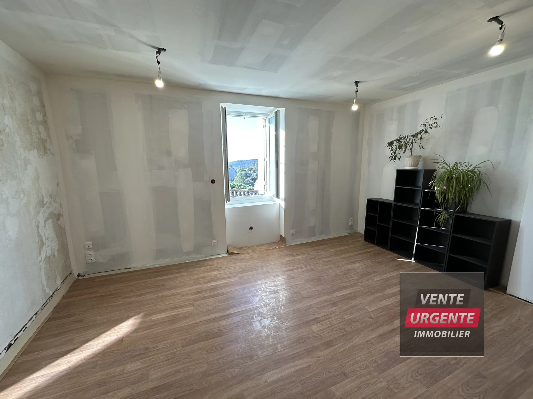 Maison de villa 80 m2 à Salleles cabardes 