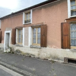 Maison de bourg à rénover entièrement - Région Provins