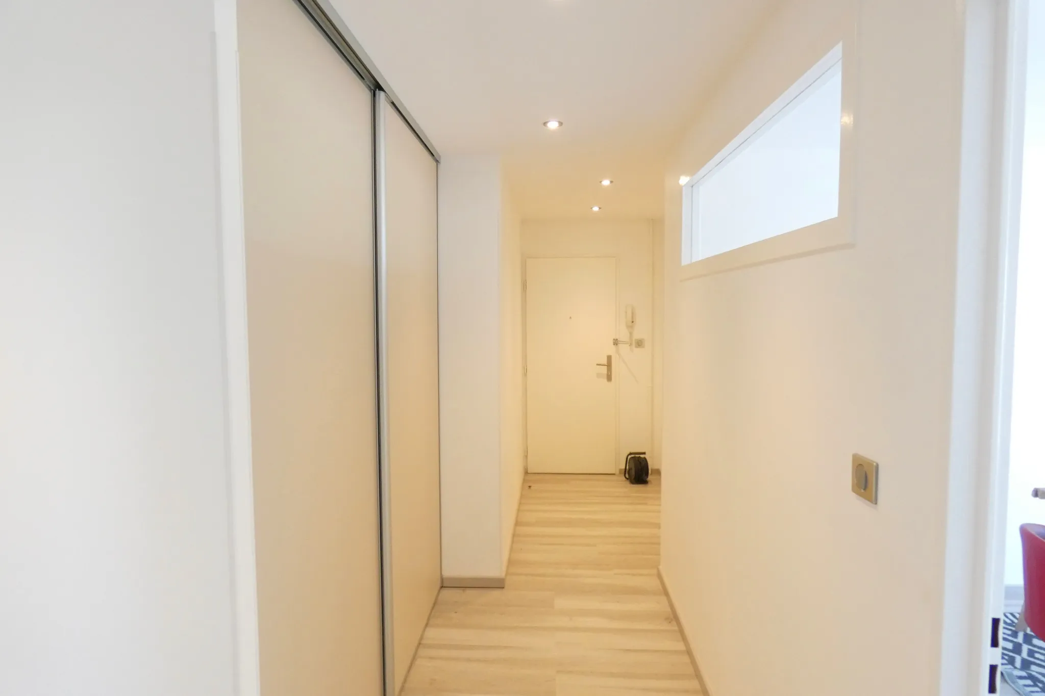 Appartement T3 Rénové avec Balcon et Garage à Aurillac 