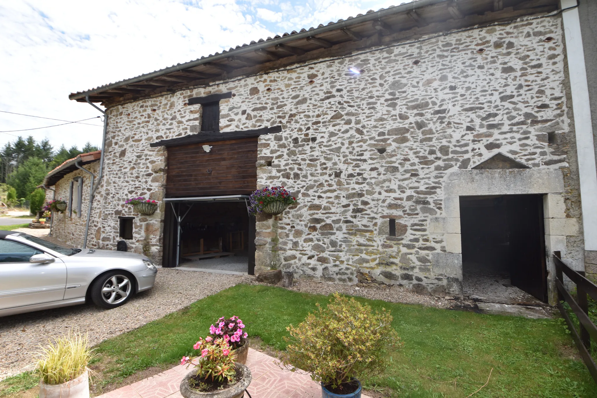 Maison de Hameau Rénovée à Le Lindois 