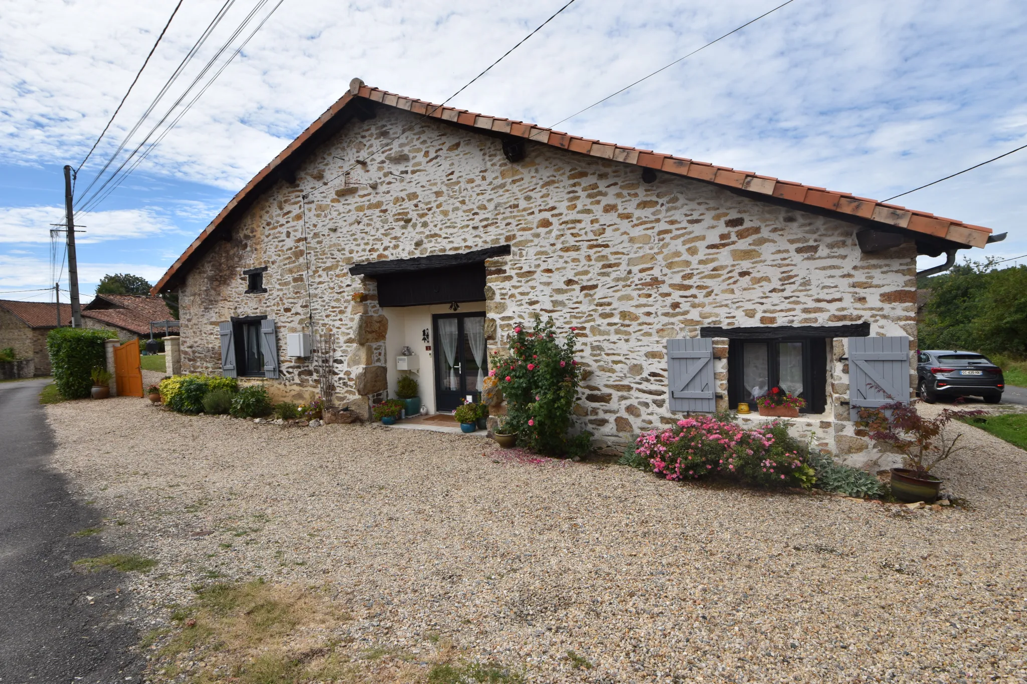 Maison de Hameau Rénovée à Le Lindois 