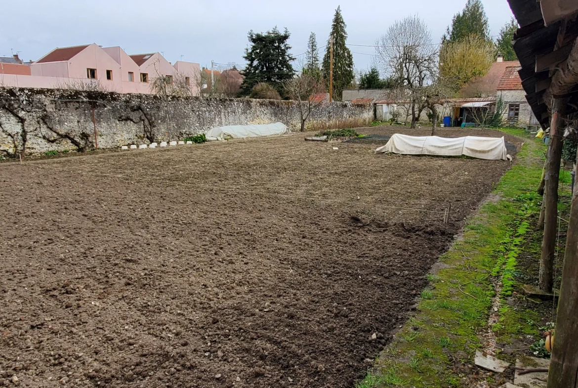 Terrain de 727 m2 à Etampes 