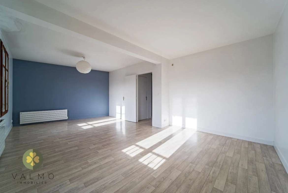 Appartement lumineux de 81m2 à THOIRY 