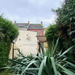 Maison en briques avec jardin et terrasse à Hautmont