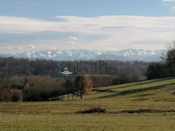 Terrain constructible de plus de 2 400m2 à MANCIOUX