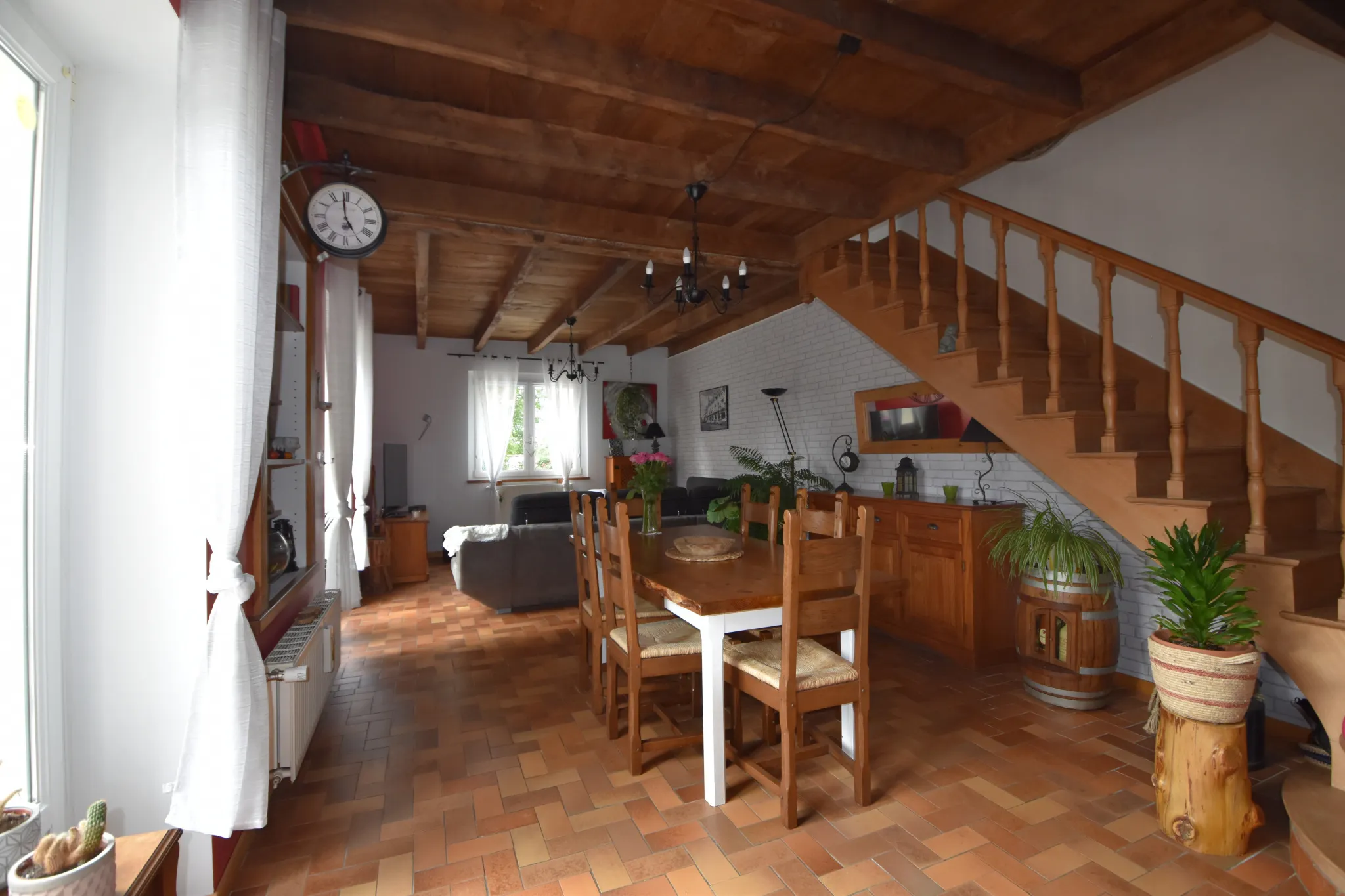 Maison de Village à Rouzède avec Cuisine Equipée et Jardin 