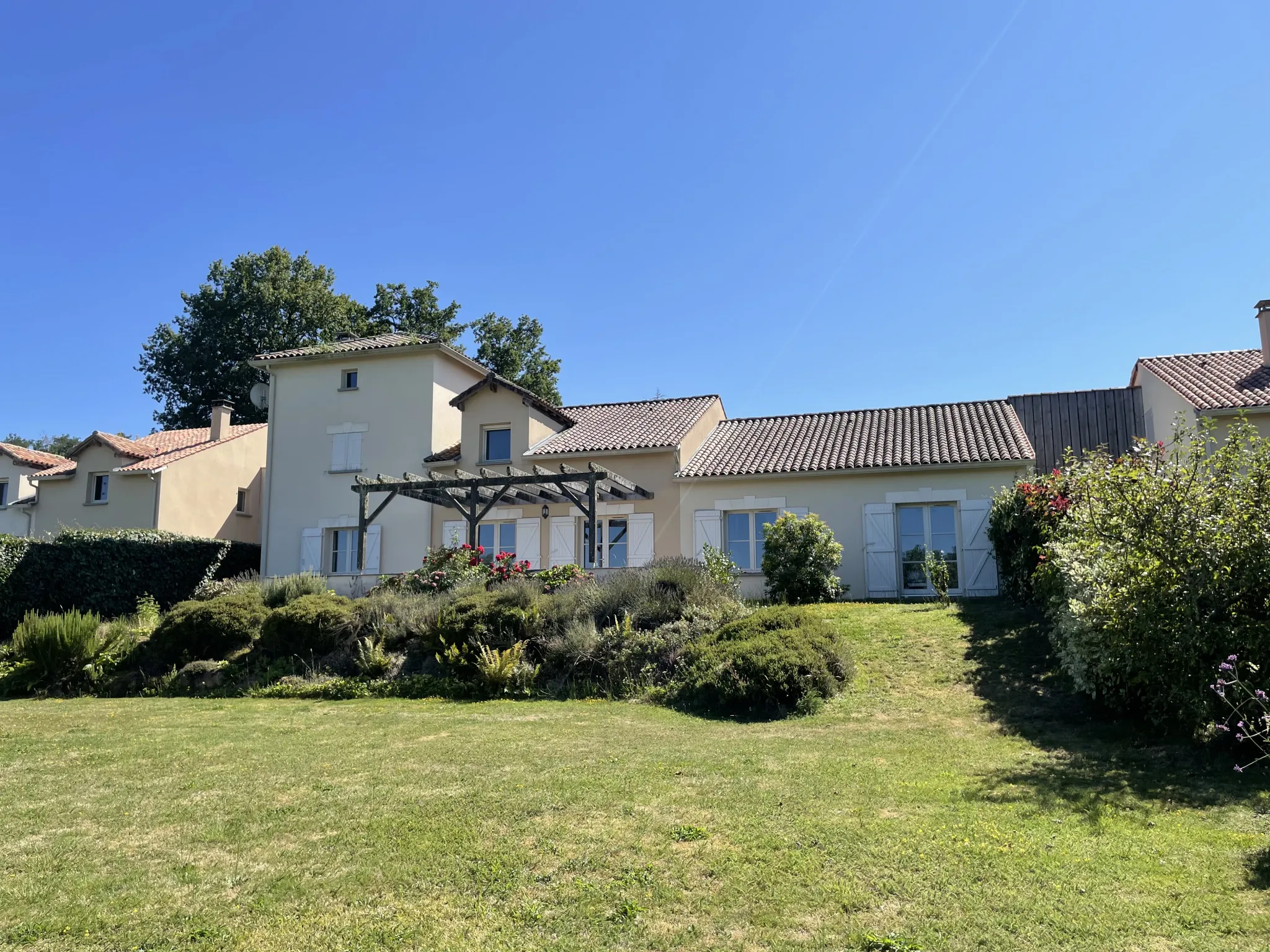 Villa Exclusive au Cœur d'un Golf 