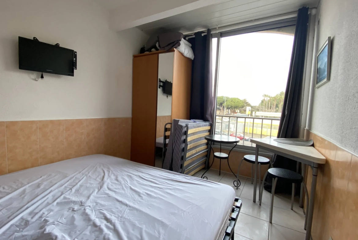 Studio à vendre au CAP D'AGDE - CENTRE PORT avec piscine et accès quai 