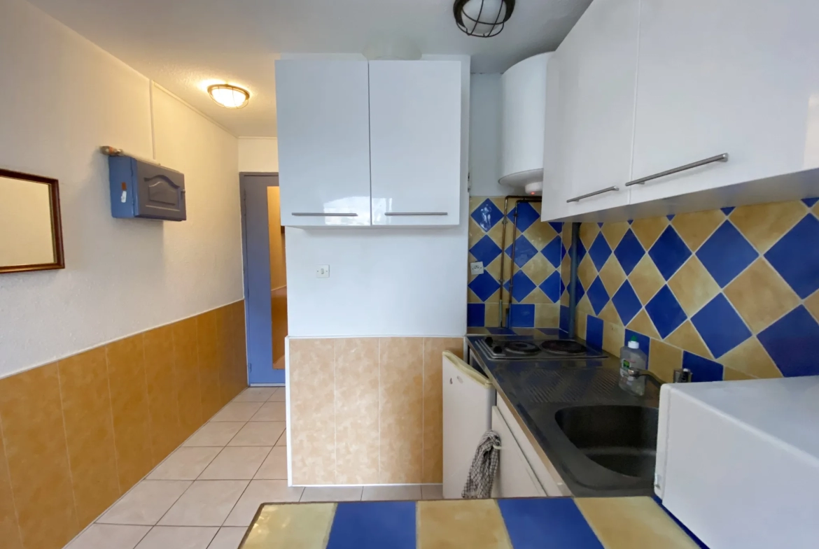 Studio à vendre au CAP D'AGDE - CENTRE PORT avec piscine et accès quai 