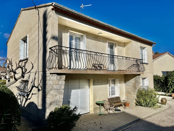 Villa au cœur de Vaison, comprenant 2 habitations.