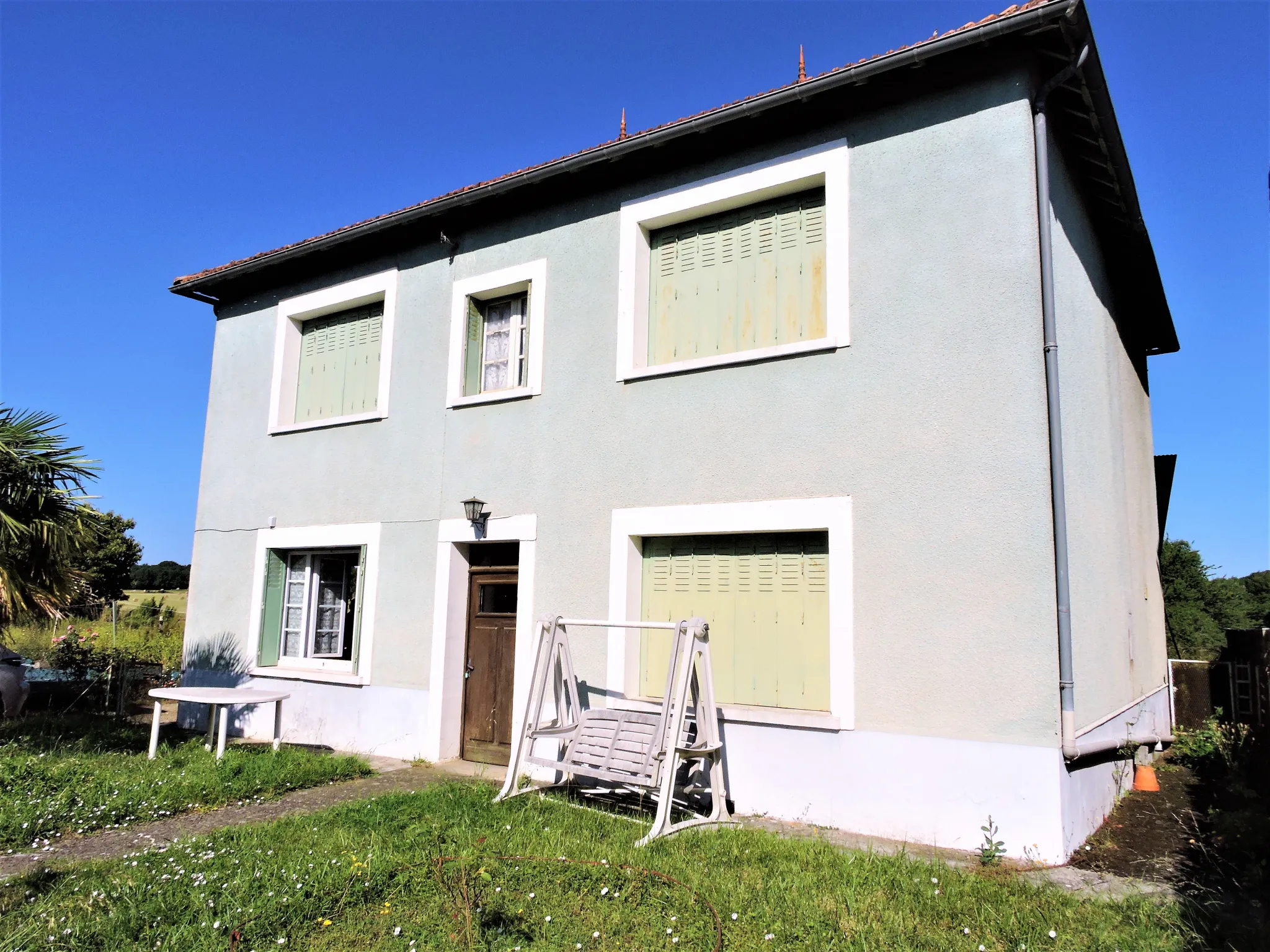 Maison avec 4 chambres à Benest 