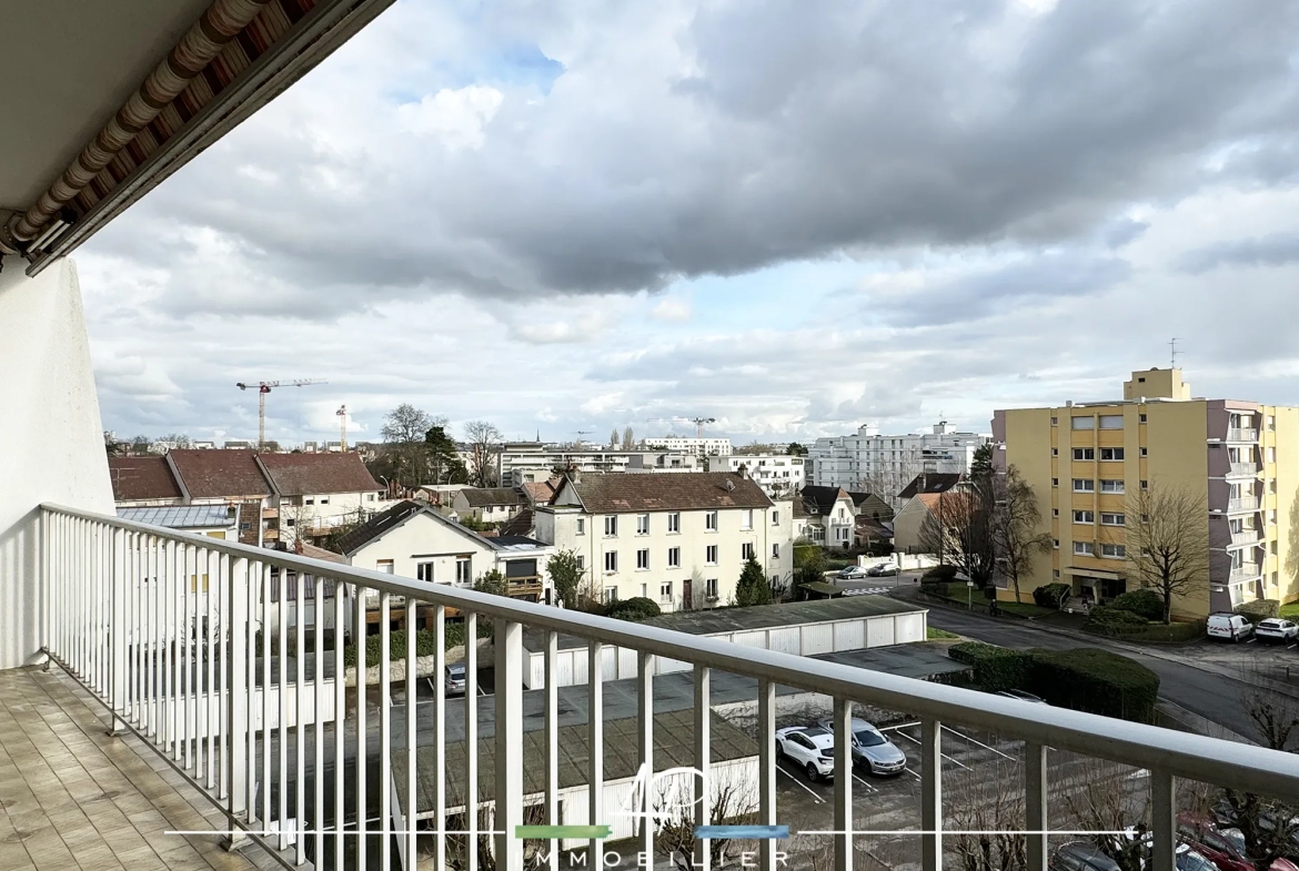 Spacieux et lumineux T3/ T4 de 84m2 à Fontaine les Dijon 