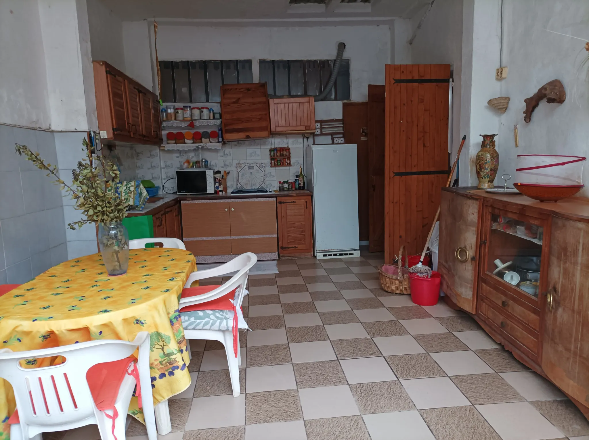 Maison de maître avec jardin et garage à 5 minutes de Narbonne 