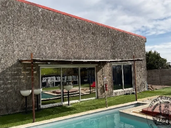 Immeuble à Bourg-En-Bresse : salle de sport, appartements, salon de coiffure