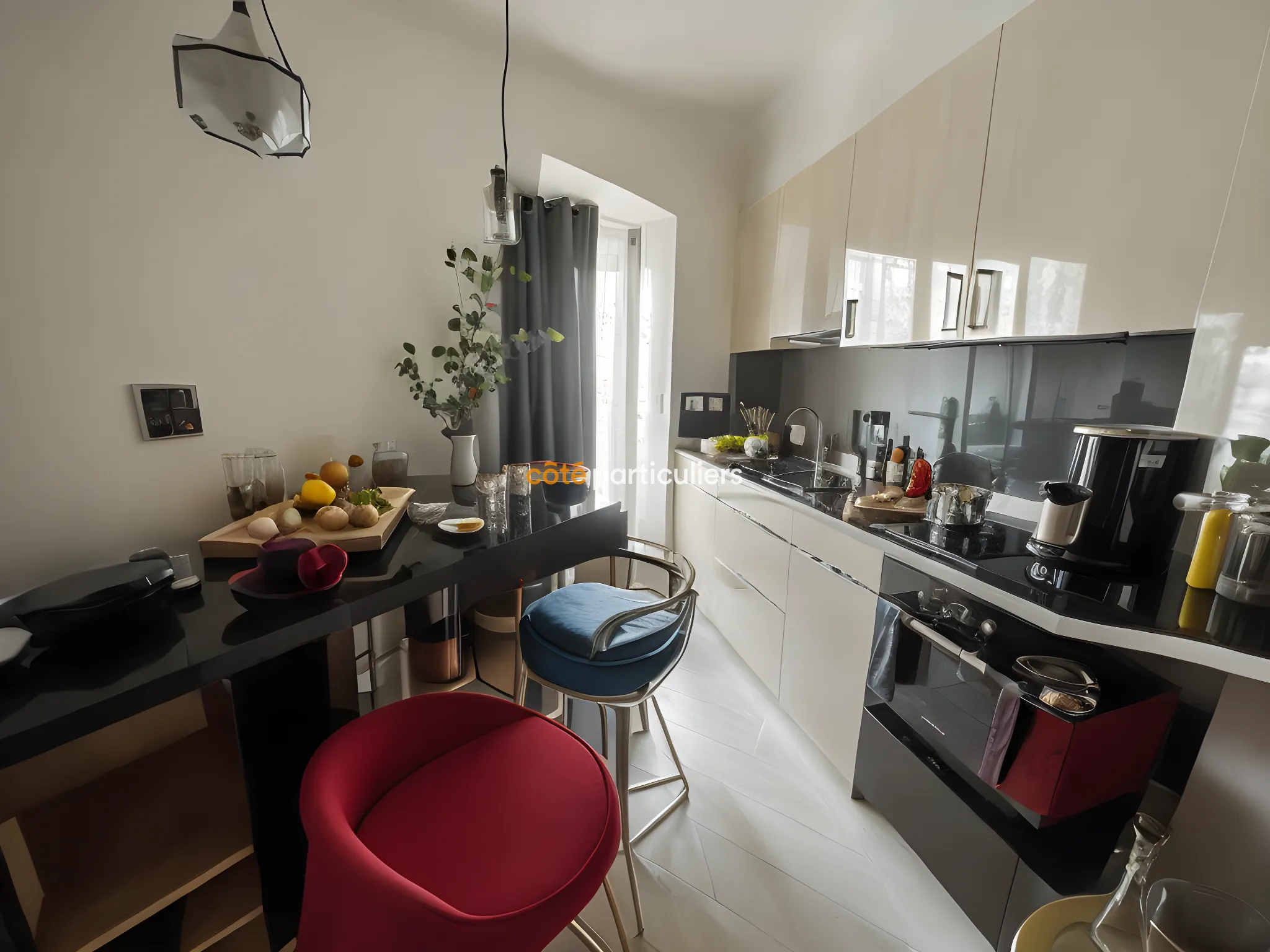 Appartement à Nantes - Place Viarme - Grand Studio Idéalement Situé 