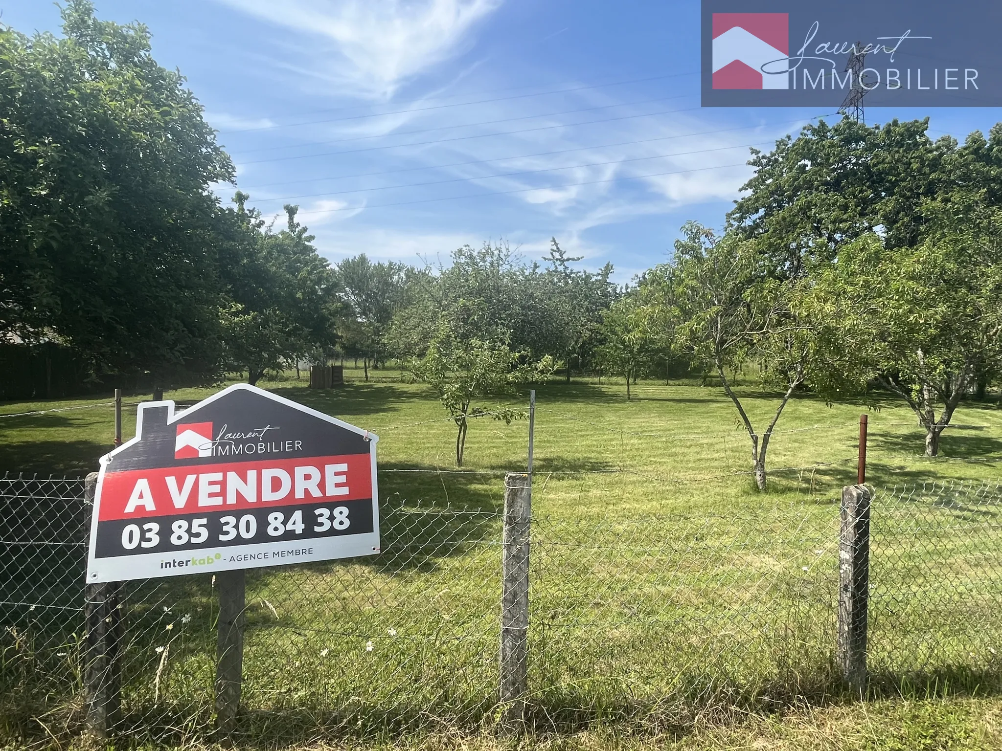 Terrain à vendre de 650m2 à Tournus 