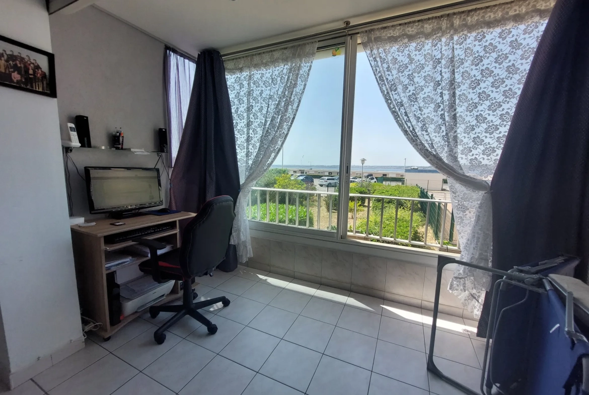 Appartement T3 avec Superbe Vue sur l'Étang de Thau 