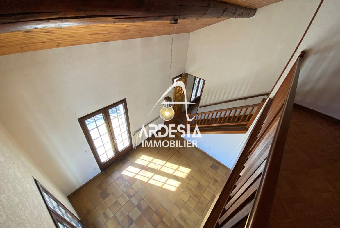 Maison Individuelle à Sainte-Marie de Cuines avec Vue Panoramique - 150 m2 