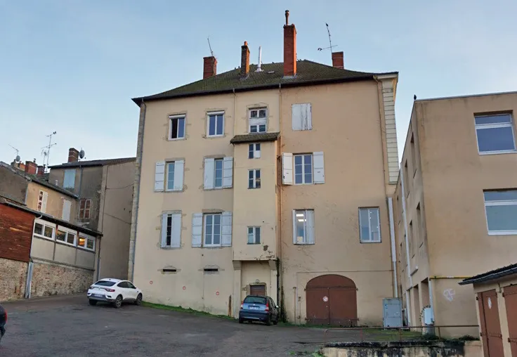 Immeuble de rapport à La Clayette, Centre-ville - 330m2 