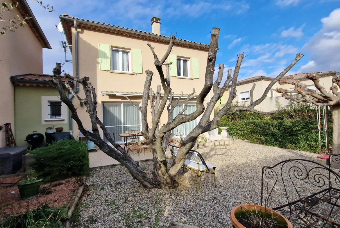 Vente - Villa 4 pièces à Saint Paul Trois Châteaux 26130 