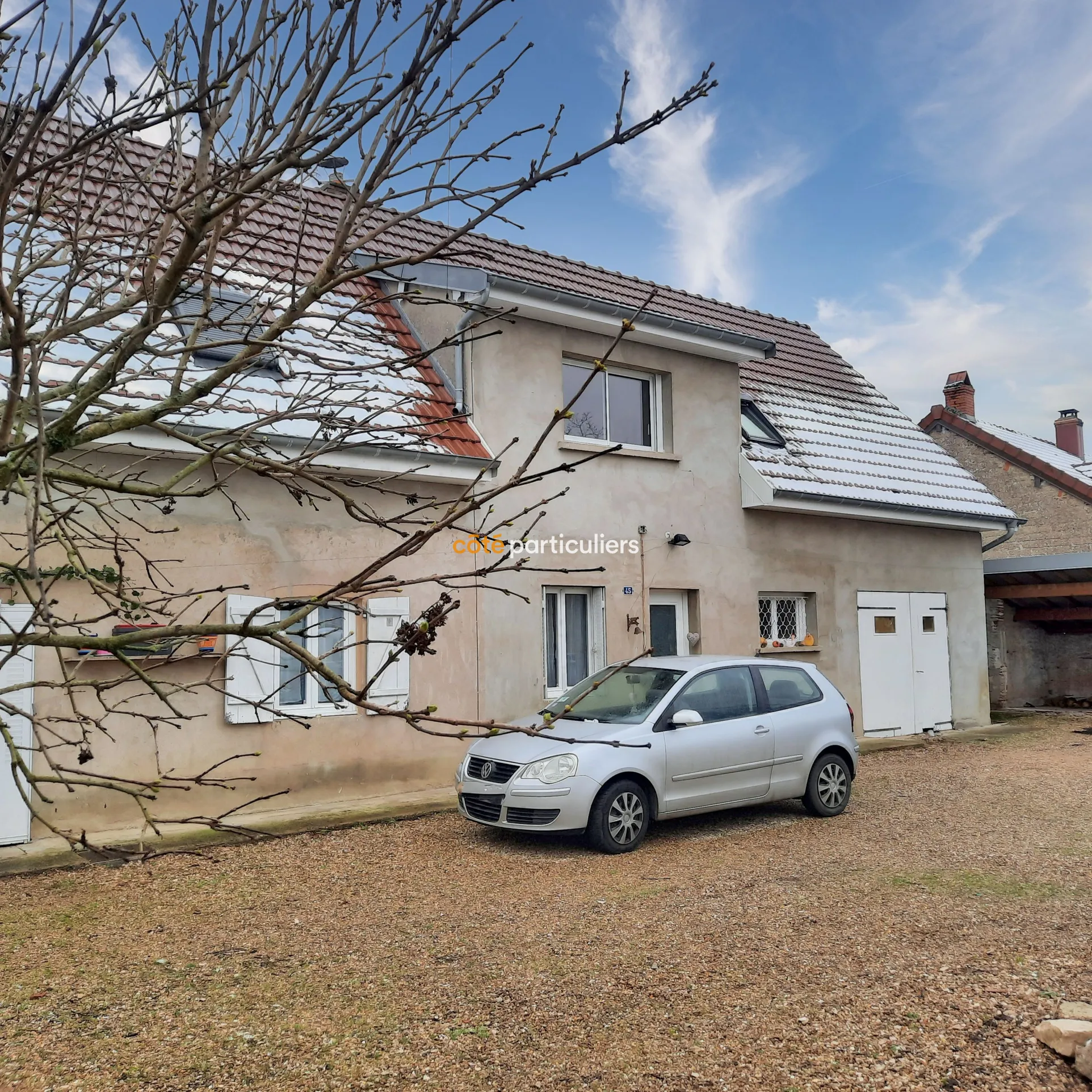 Maison individuelle au cœur de Chaussin avec 4 chambres 