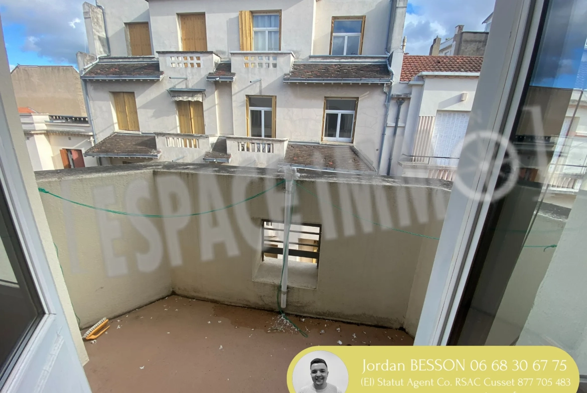 Bel appartement T2 rénové centre Vichy - JBA4508 