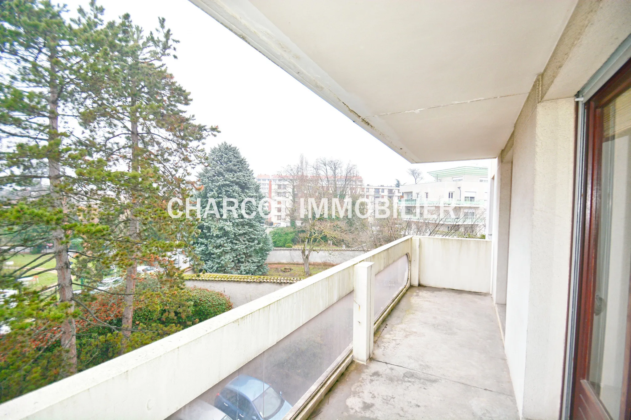 Vente appartement de 71 m2 à Lyon 5ème - Type 3 avec cave et garage 