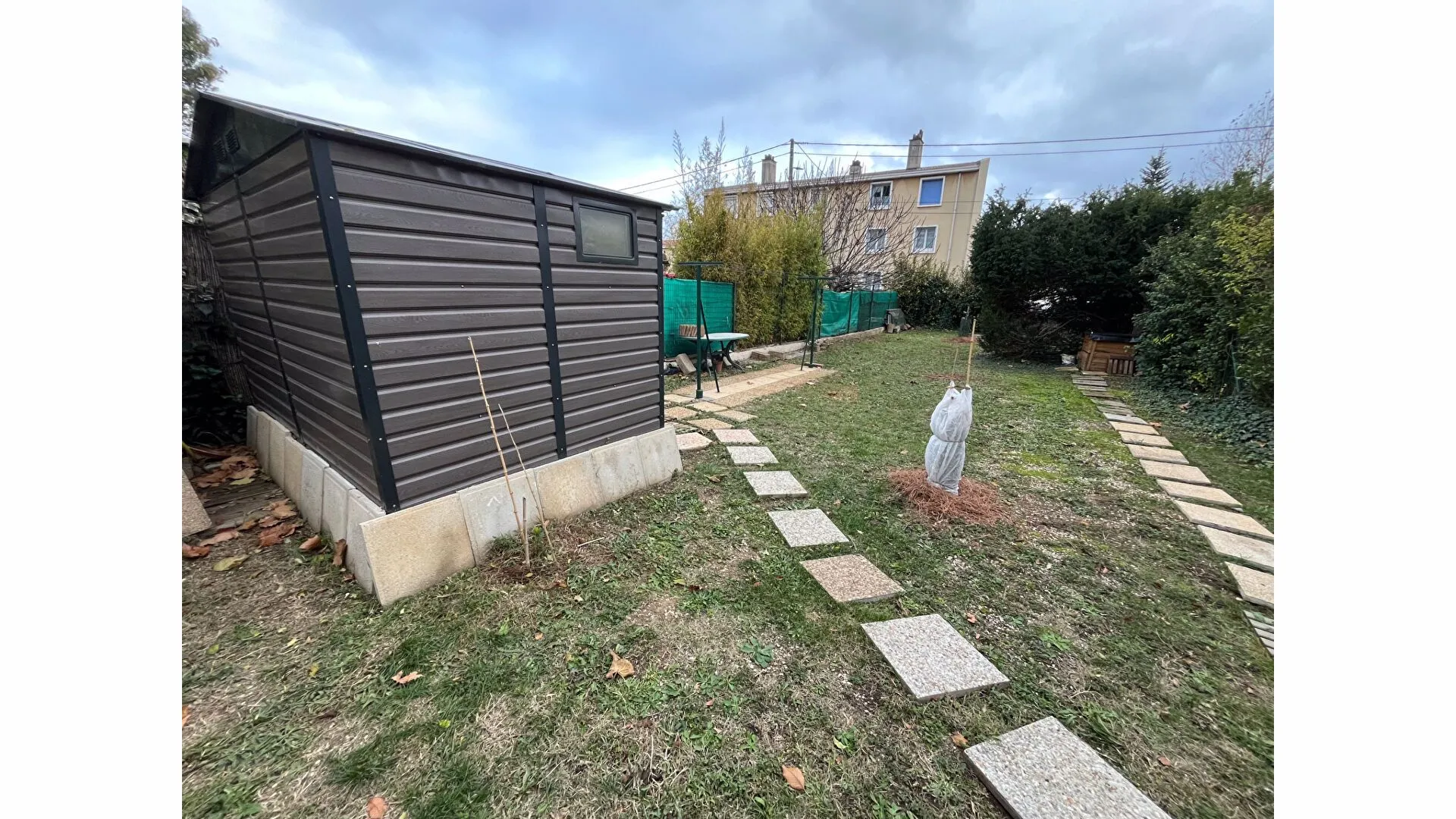 Appartement de Type 3 avec Grand Jardin Privatif à Gardanne 