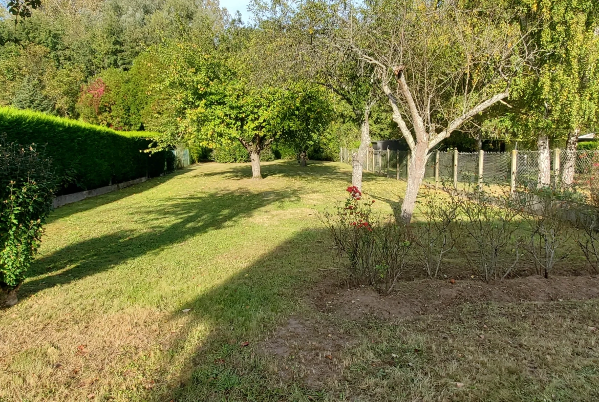 Maison 5 pièces à Etampes avec jardin et sous-sol total 