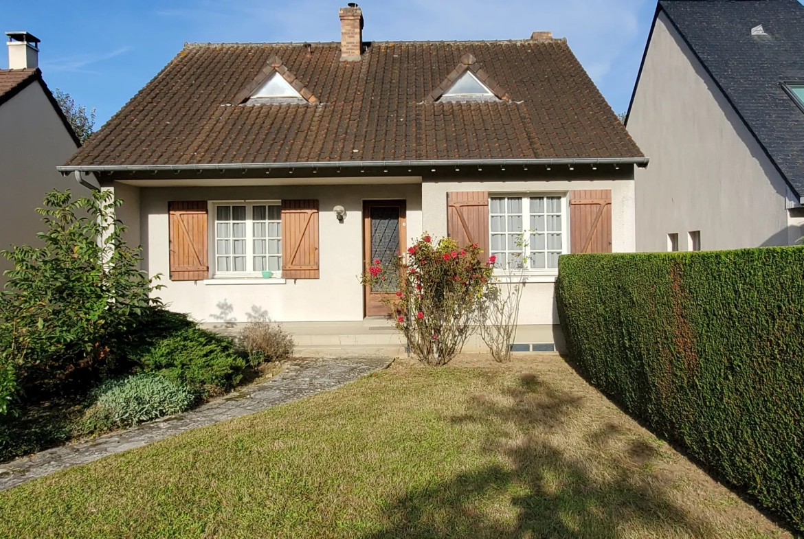 Maison 5 pièces à Etampes avec jardin et sous-sol total 