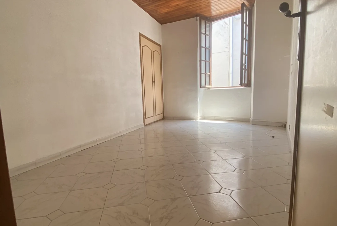 Appartement F1 à Arles-Sur-Tech avec jardin et casot 