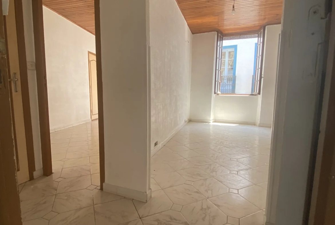 Appartement F1 à Arles-Sur-Tech avec jardin et casot 