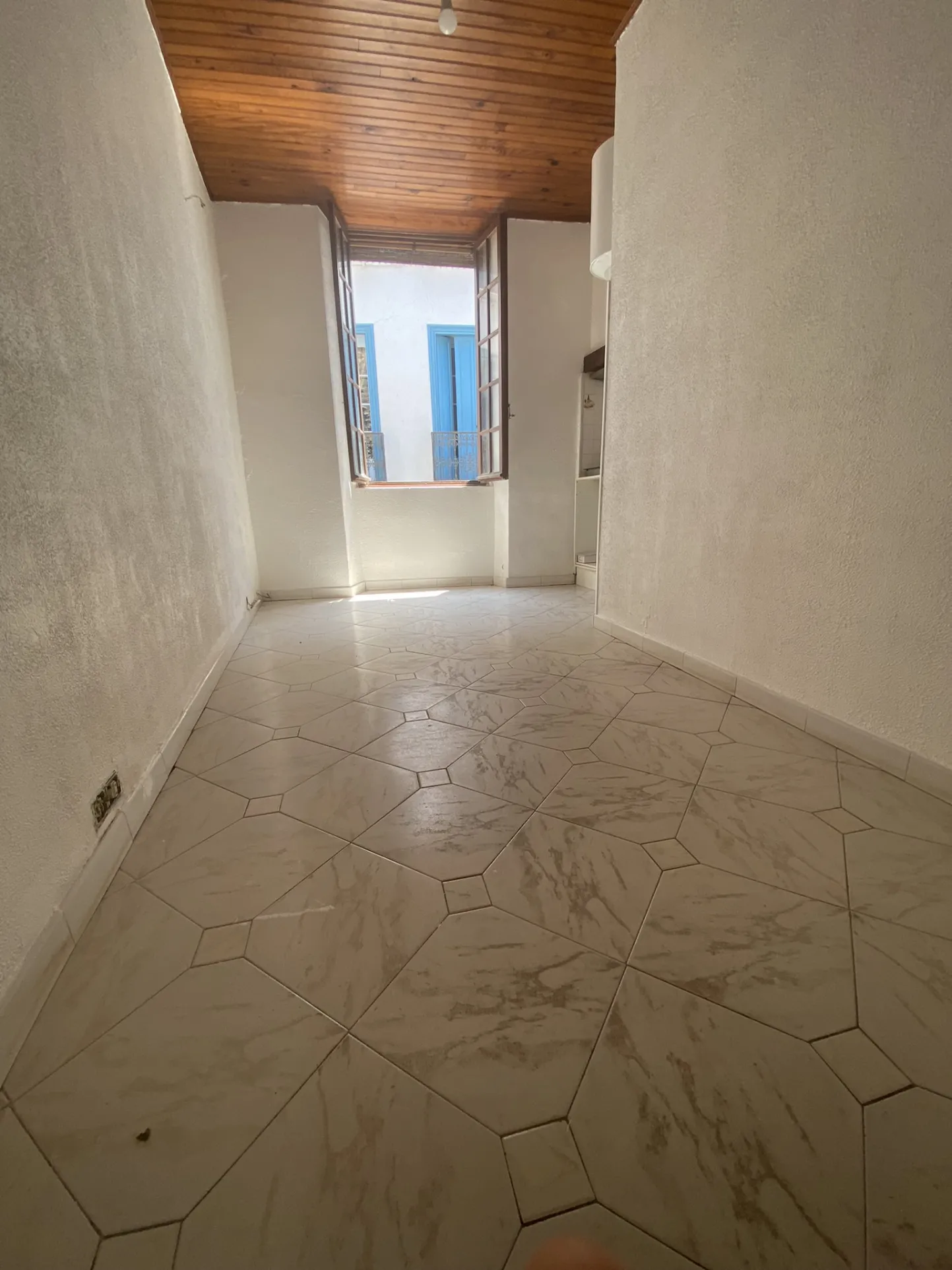 Appartement F1 à Arles-Sur-Tech avec jardin et casot 