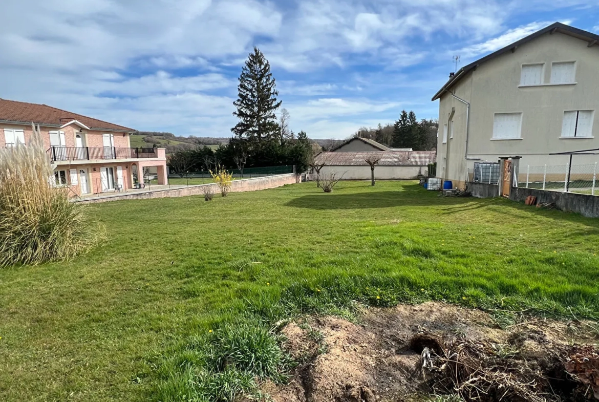 Terrain à bâtir à Cour-Et-Buis (38121) à 20 min de Vienne 