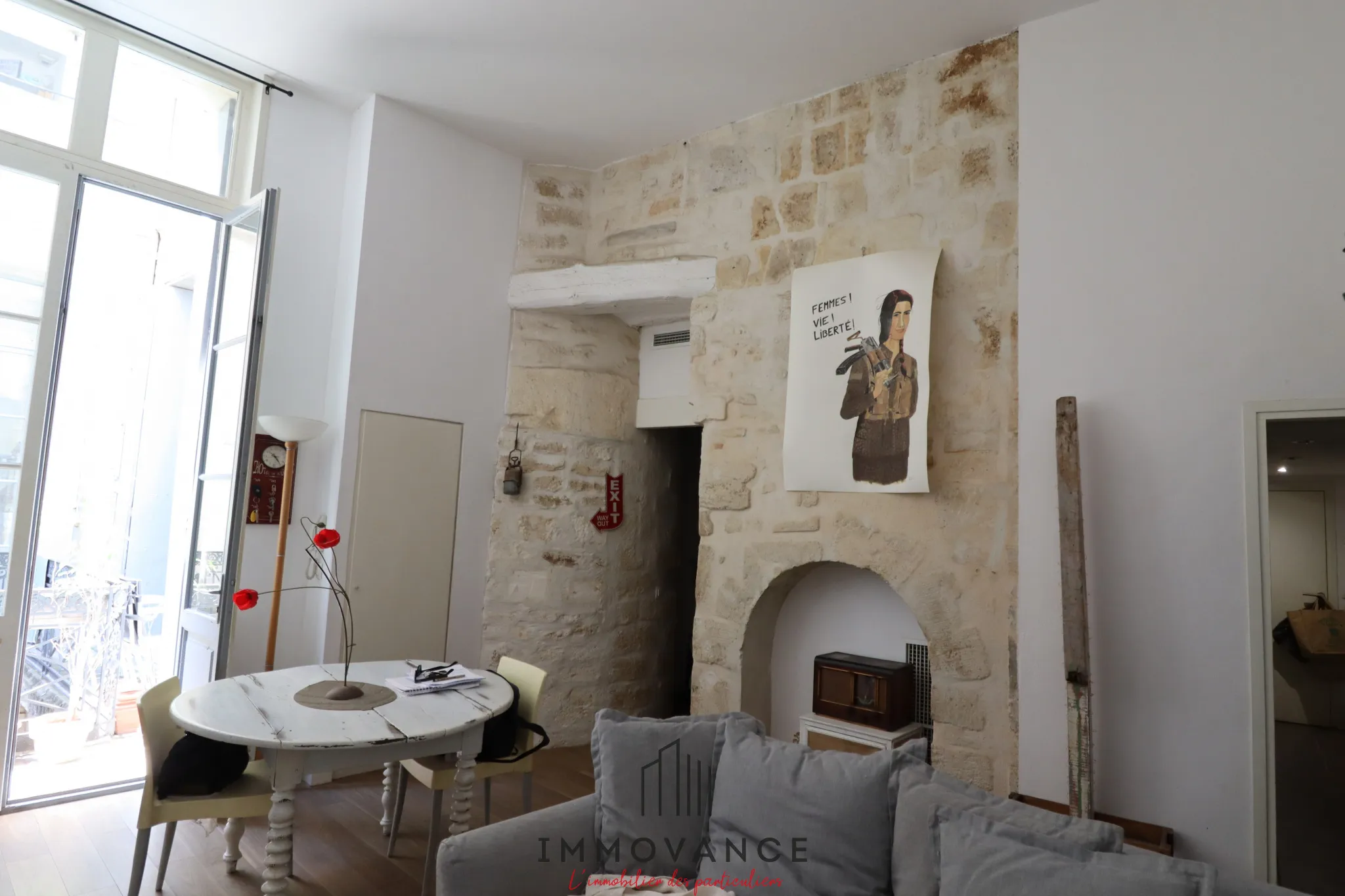 Vente Loft contemporain 59m2 + cour en Centre-historique Montpellier 