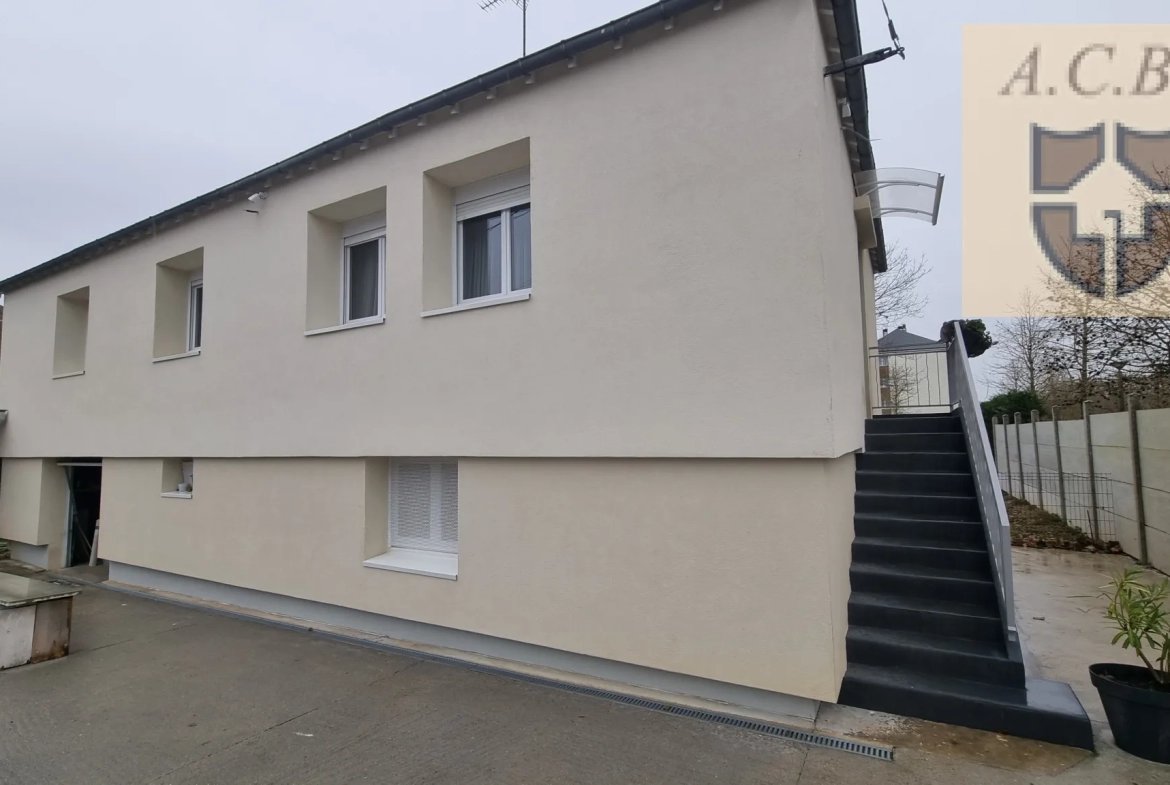 Pavillon Rénové à Vendôme avec Jardin Arboré 