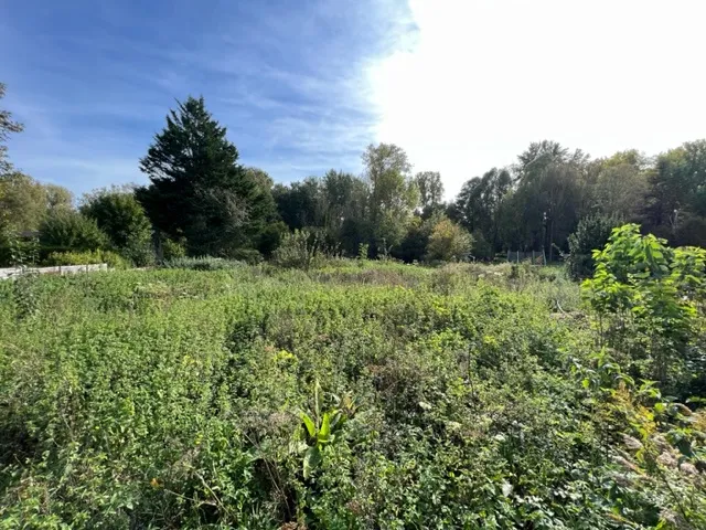 Terrain à bâtir de 6120 m2 à Etampes 