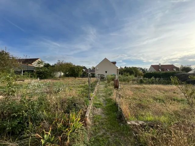 Terrain Clos de 700m2 à Brières-les-scellés, 5 Min d'Etampes 