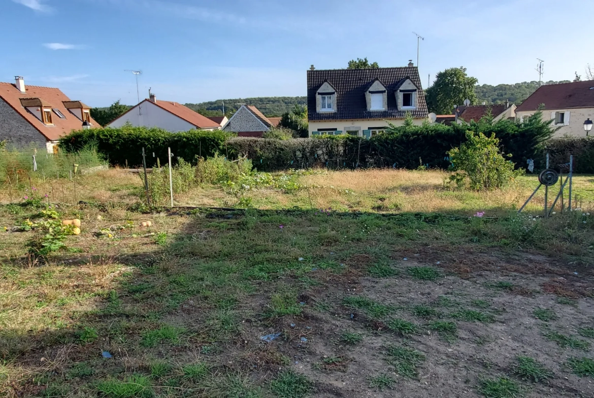 Terrain Clos de 700m2 à Brières-les-scellés, 5 Min d'Etampes 