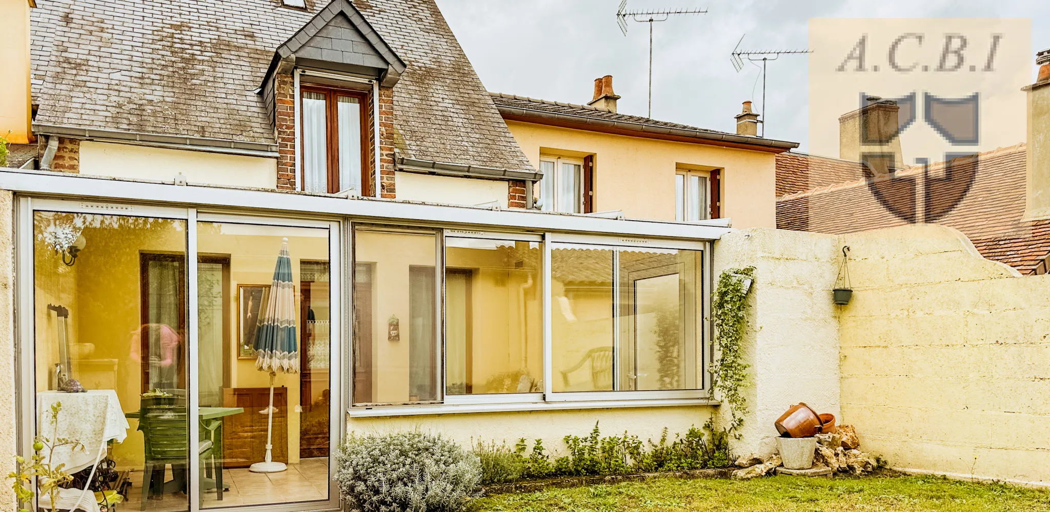 Maison de Bourg à Vibraye avec Jardin et Dépendance 