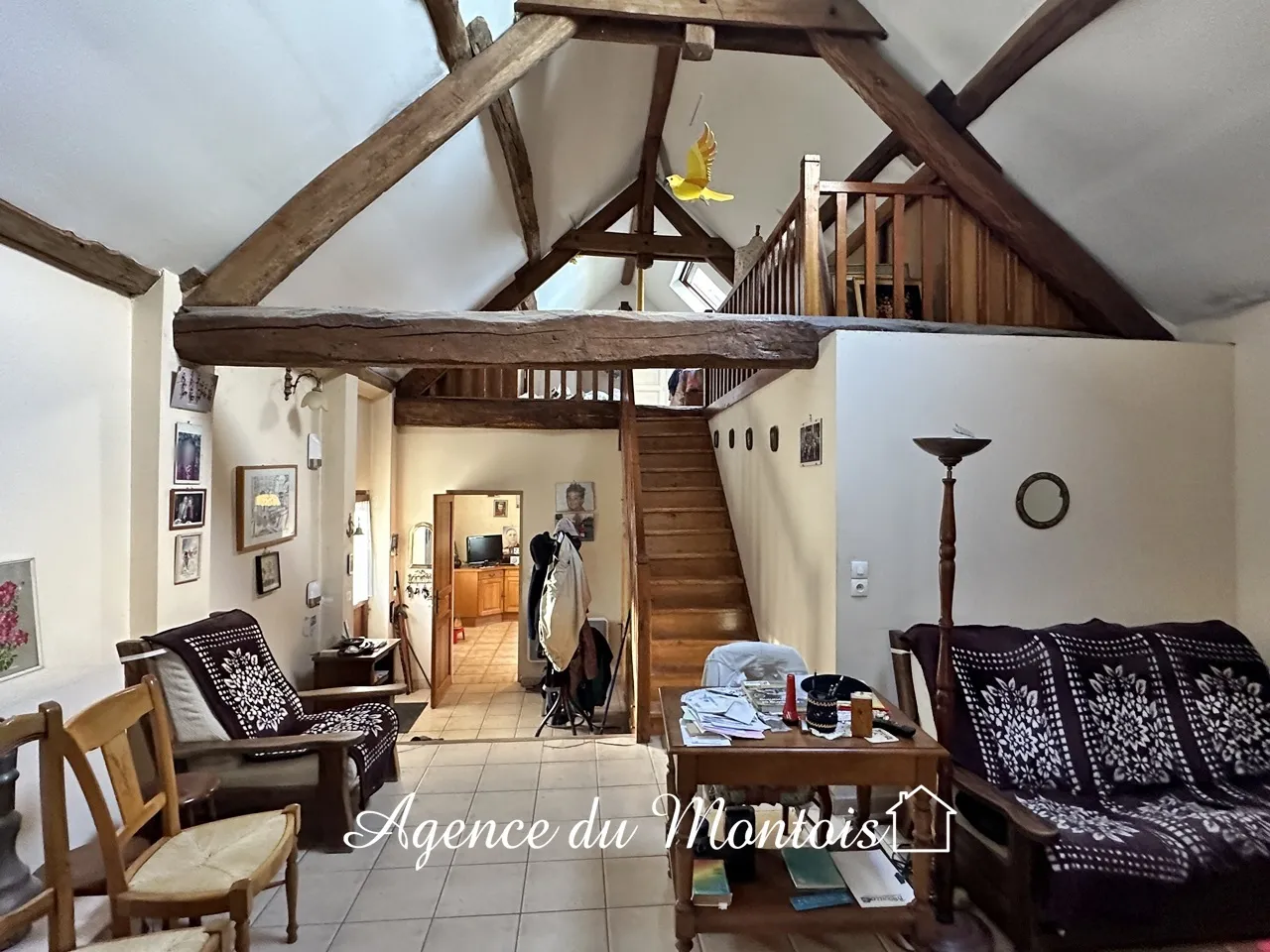 Charmante fermette à Bray sur Seine avec jardin et garages 