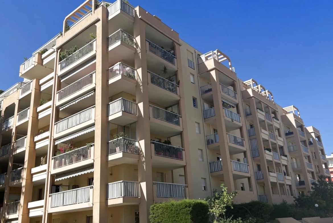 Studio de 31m2 avec Terrasse à Cagnes-sur-Mer 