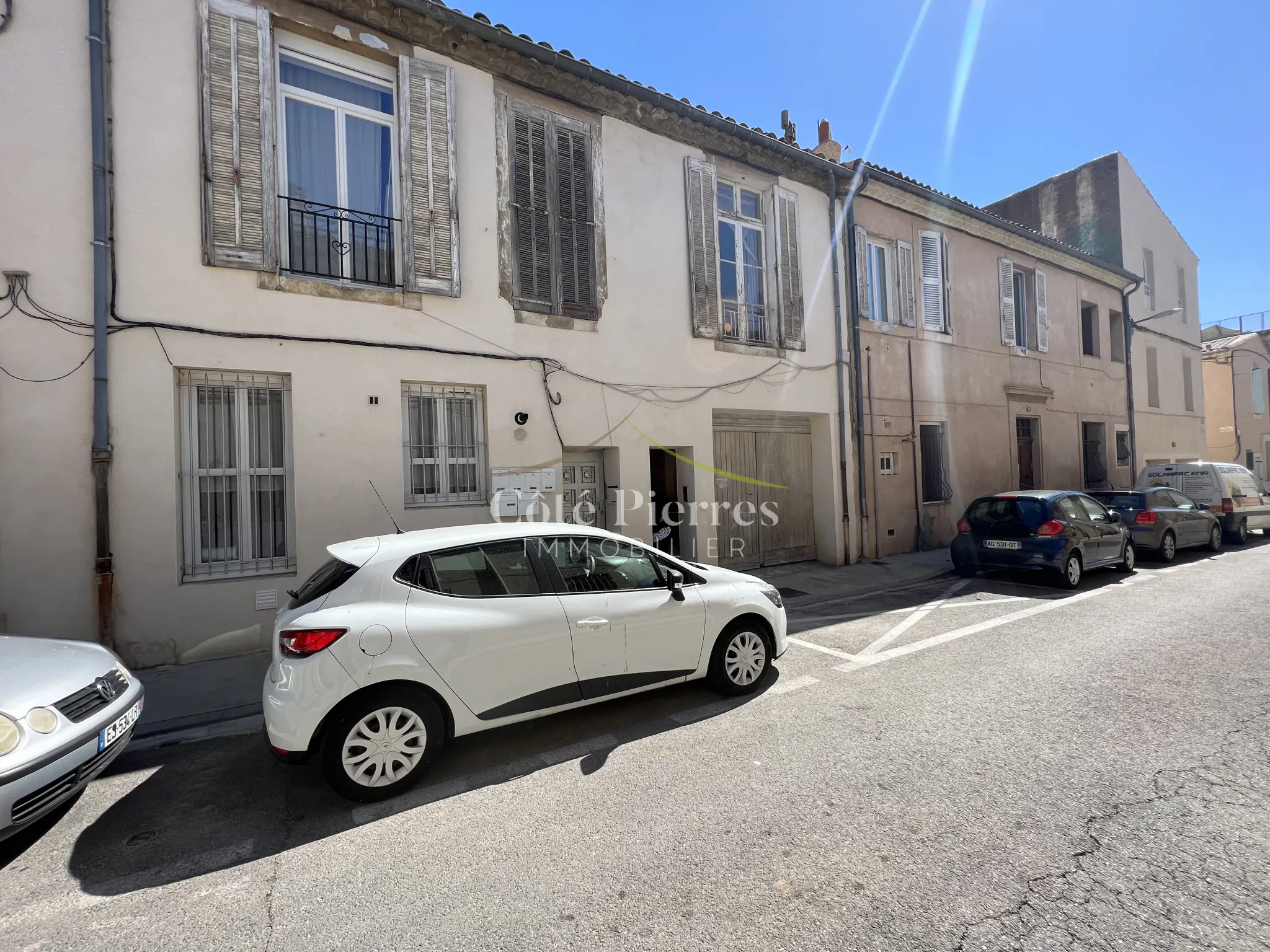 Maison de ville à Nimes avec garage 