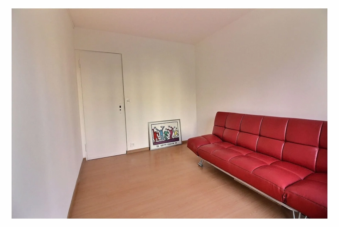 Appartement Type 3 Traversant à Aix les MILLES 13290 