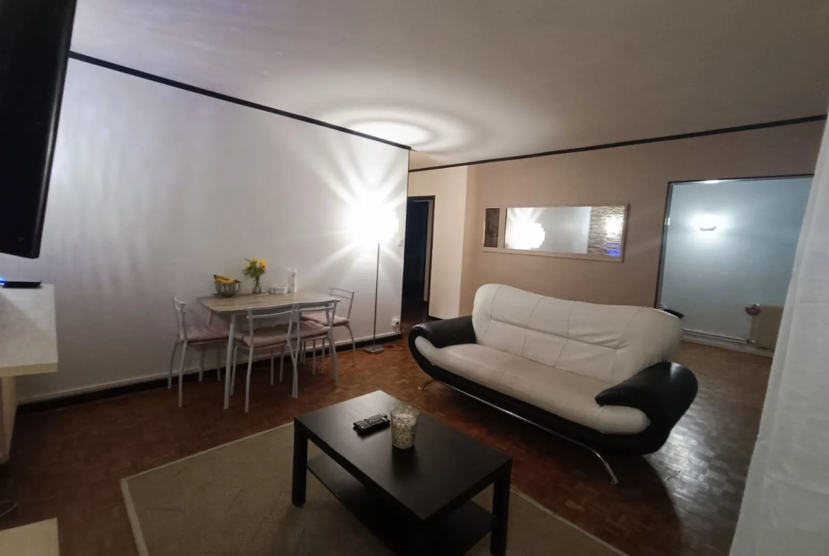 Appartement F3 bis Vendu loué et meublé à Brive la Gaillarde 