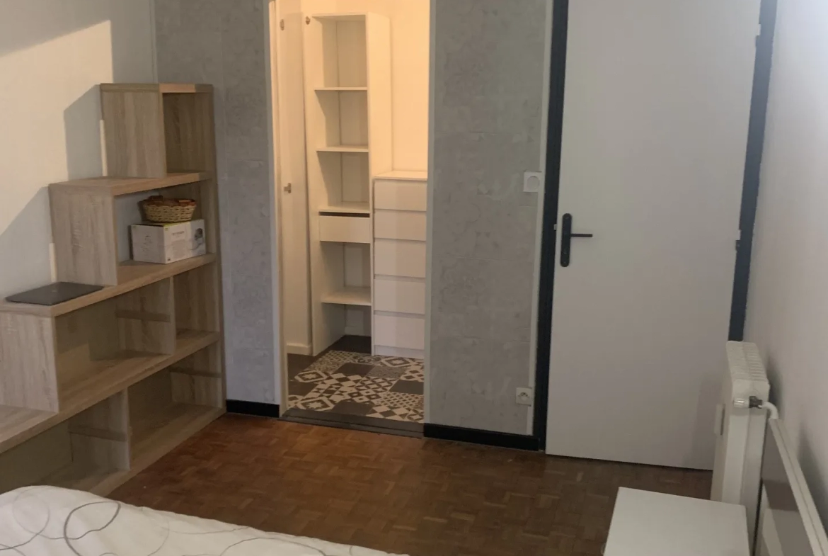 Appartement F3 bis Vendu loué et meublé à Brive la Gaillarde 