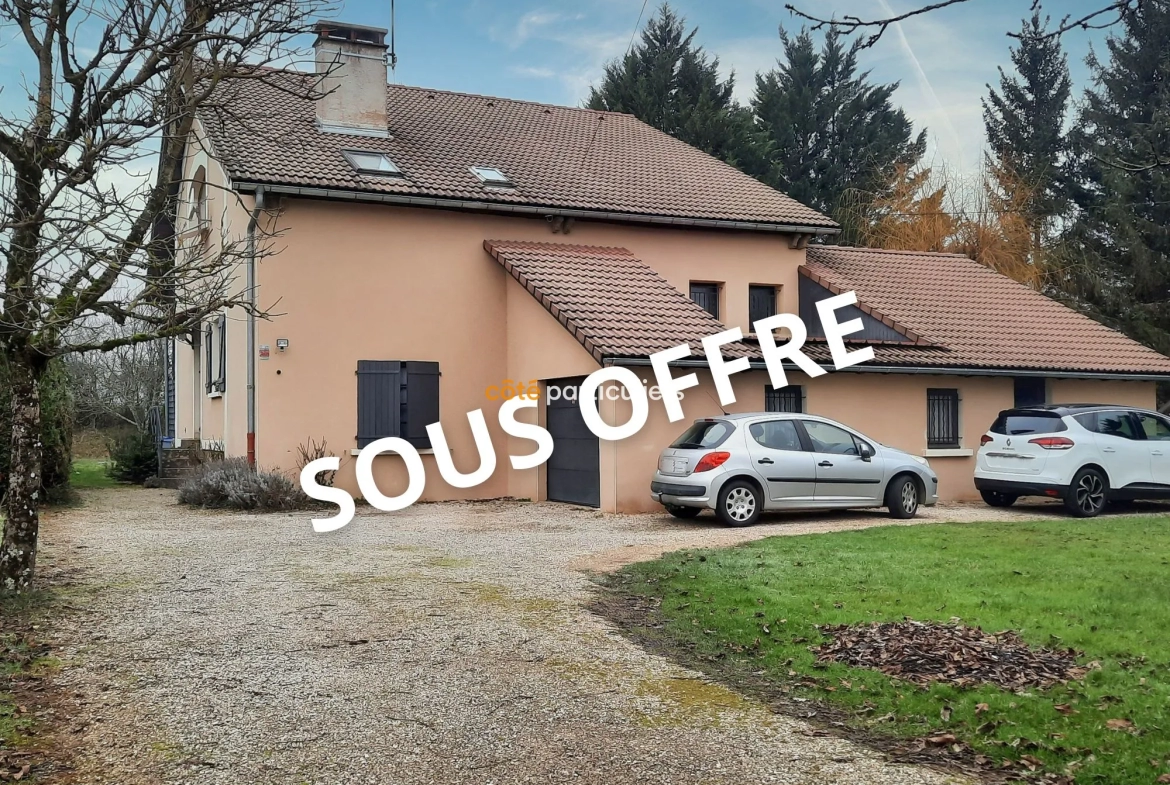 Maison Individuelle à Aumont avec 4 Chambres 