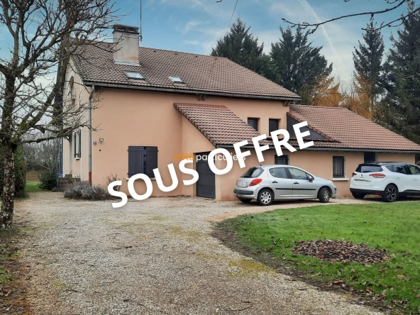 Maison Individuelle à Aumont avec 4 Chambres